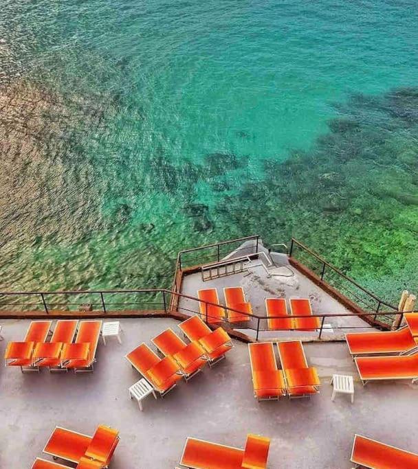 マルセイユ Vallon Des Auffes : Le Cabanon De Mireilleヴィラ エクステリア 写真